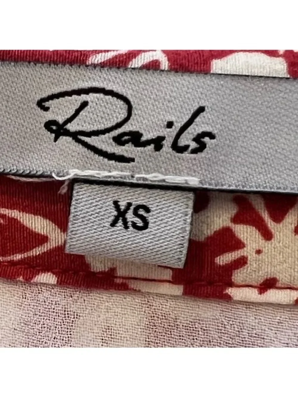 Rails Women’s Skirt Size XS Scarlet Camellia Floral Neptune Ruffle Floral Wrap